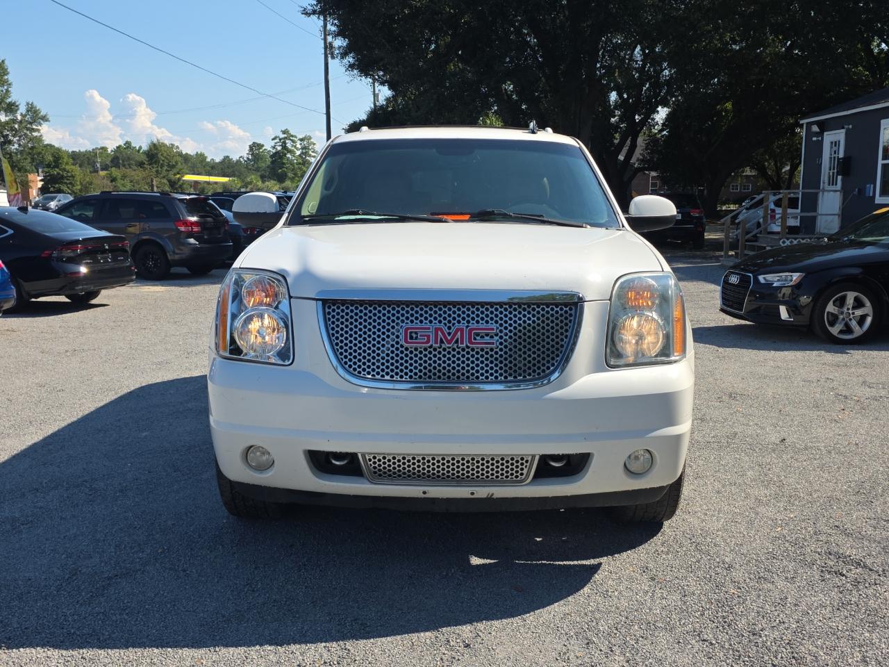 GMC Yukon Denali 4WD 2014