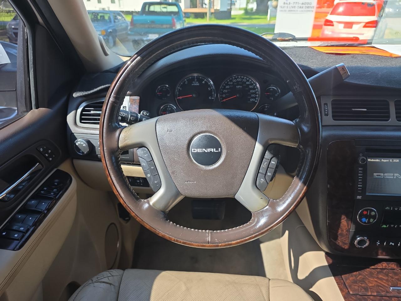 GMC Yukon Denali 4WD 2014