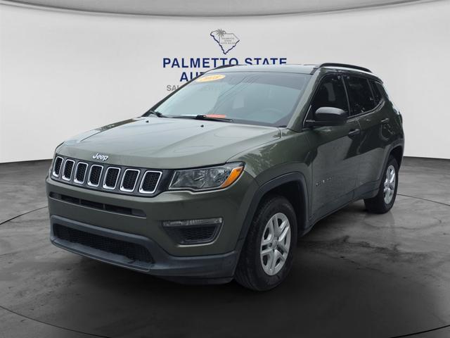 Green 2018 Jeep Compass SUV / Crossover Front-Wheel Drive Manual