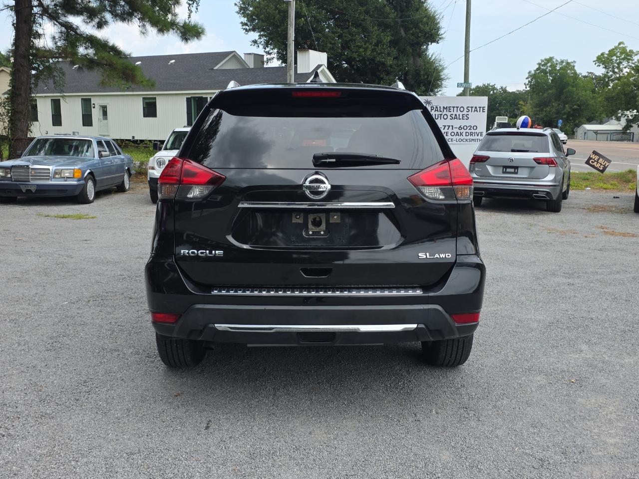 Nissan Rogue SV 4D SUV AWD 2017