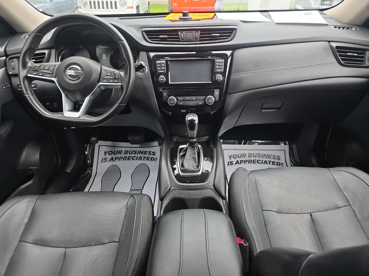 Nissan Rogue SV 4D SUV AWD 2017