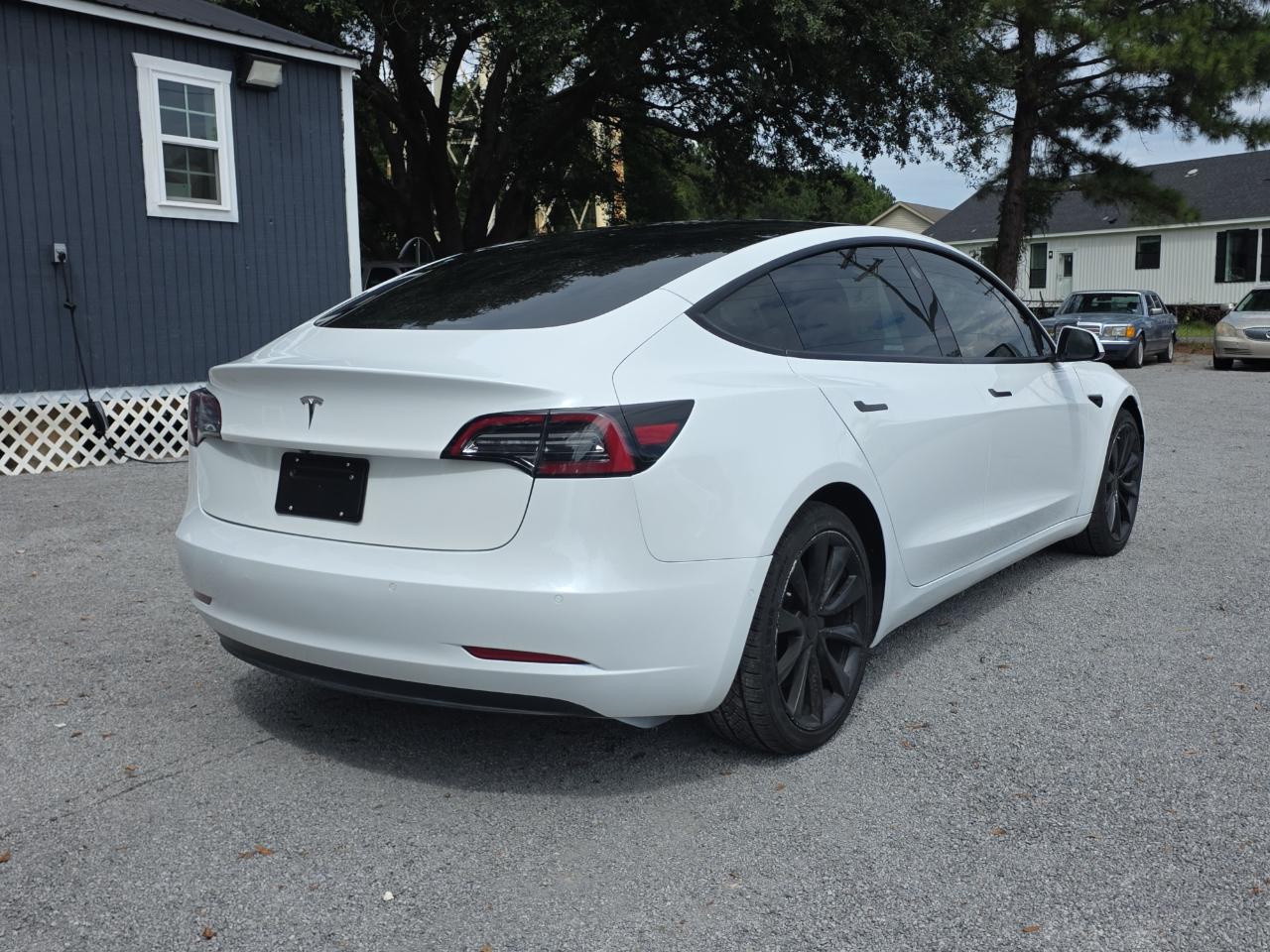 Tesla Model 3 Standard Range Plus 2022