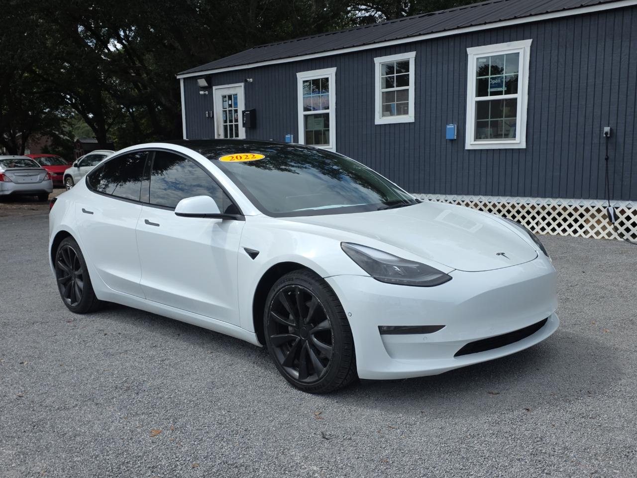 Tesla Model 3 Standard Range Plus 2022