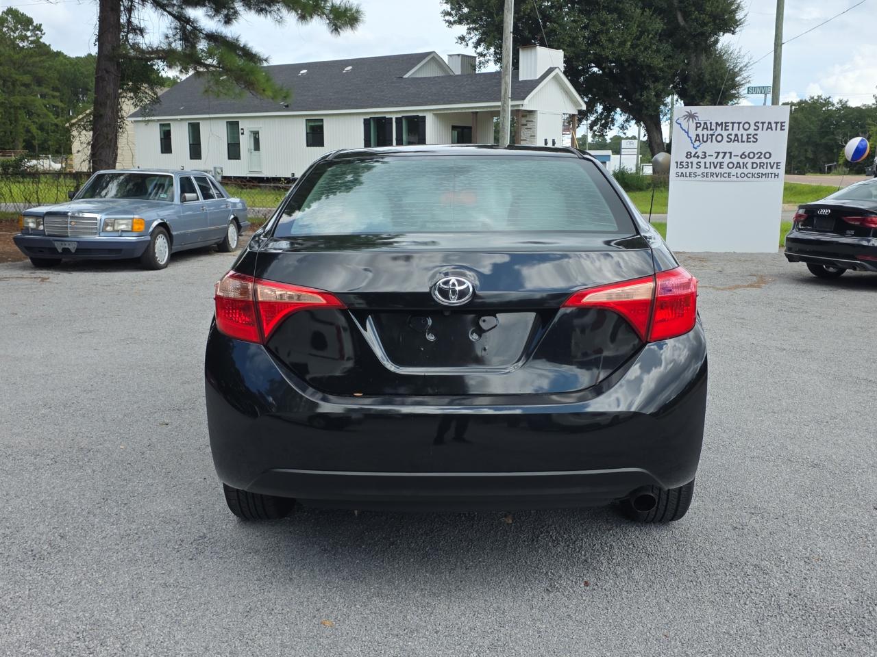 Toyota Corolla L CVT 2017