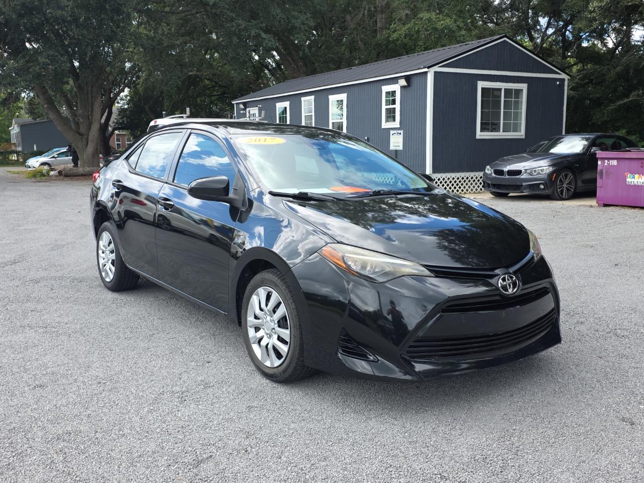 Toyota Corolla L CVT 2017
