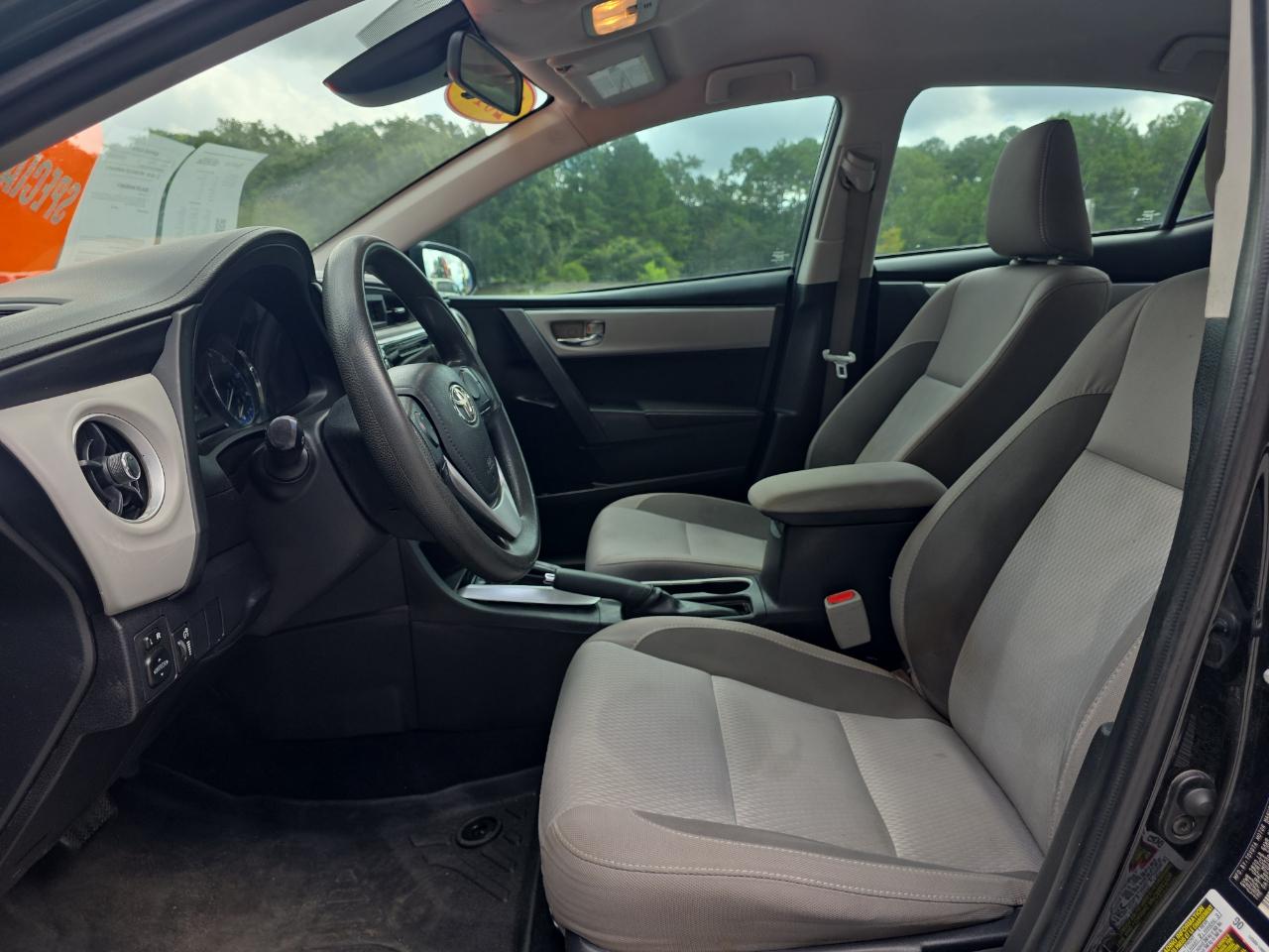 Toyota Corolla L CVT 2017