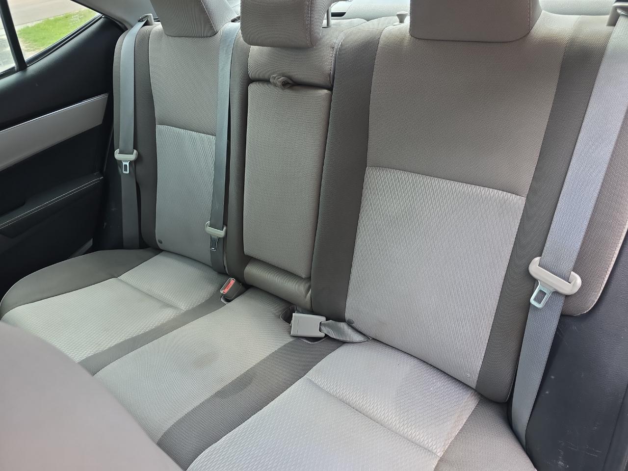 Toyota Corolla L CVT 2017