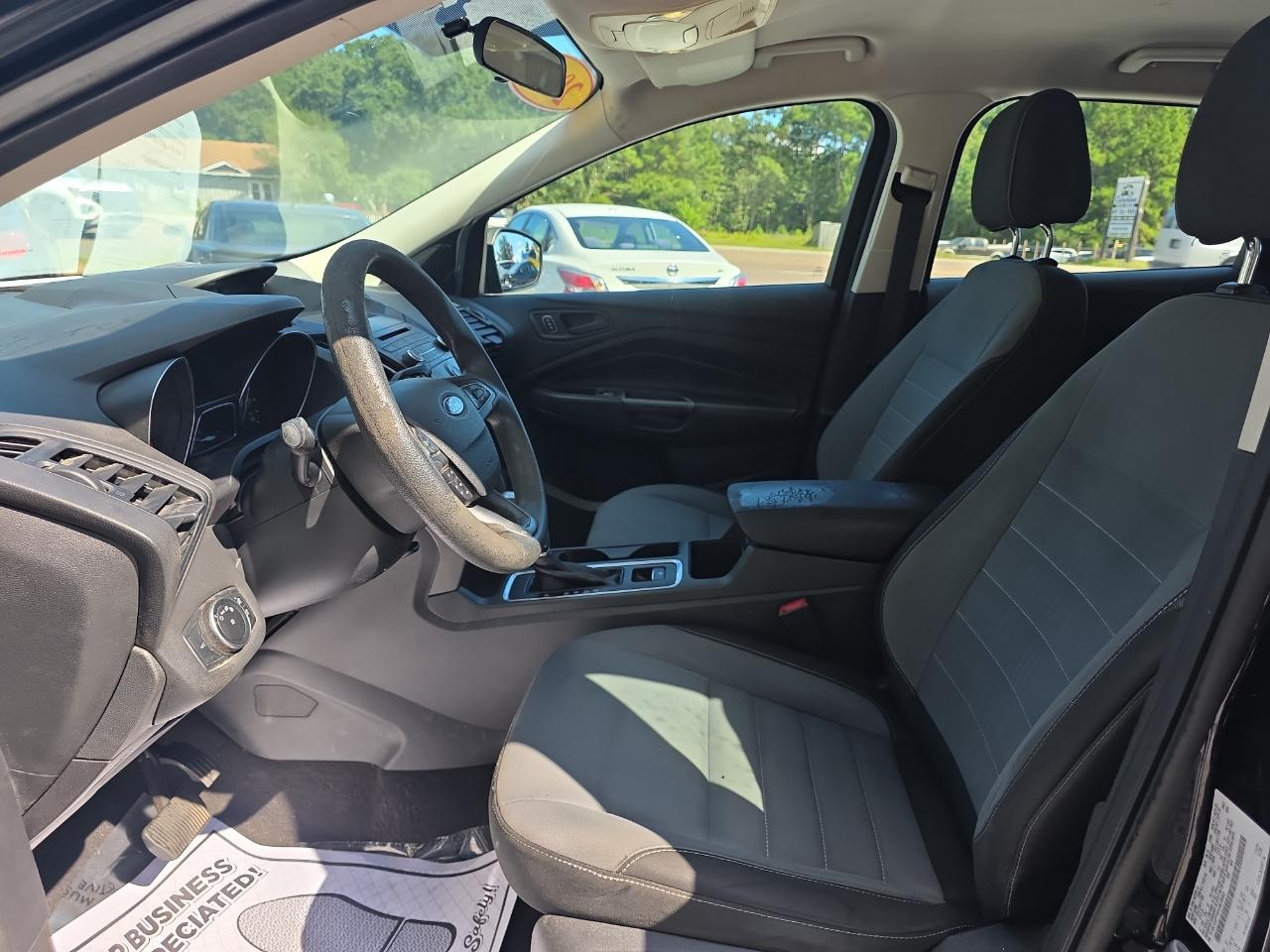 Ford Escape S FWD 2017