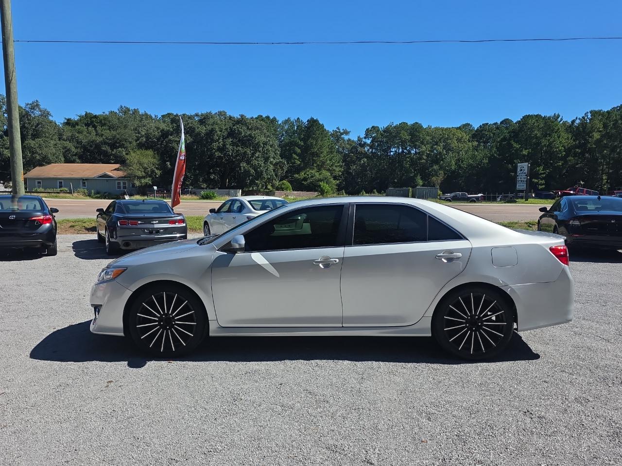 Toyota Camry SE 2014