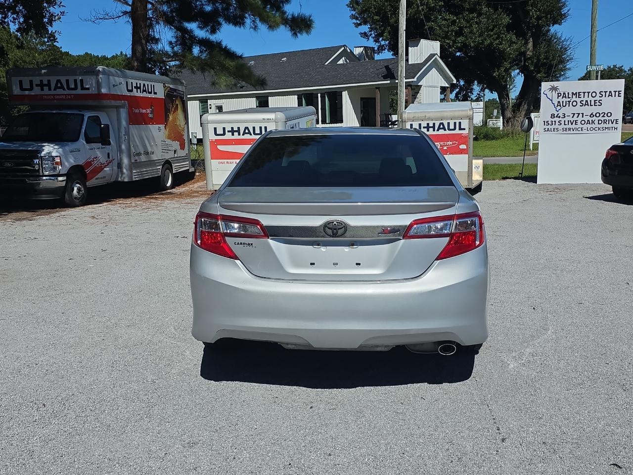 Toyota Camry SE 2014