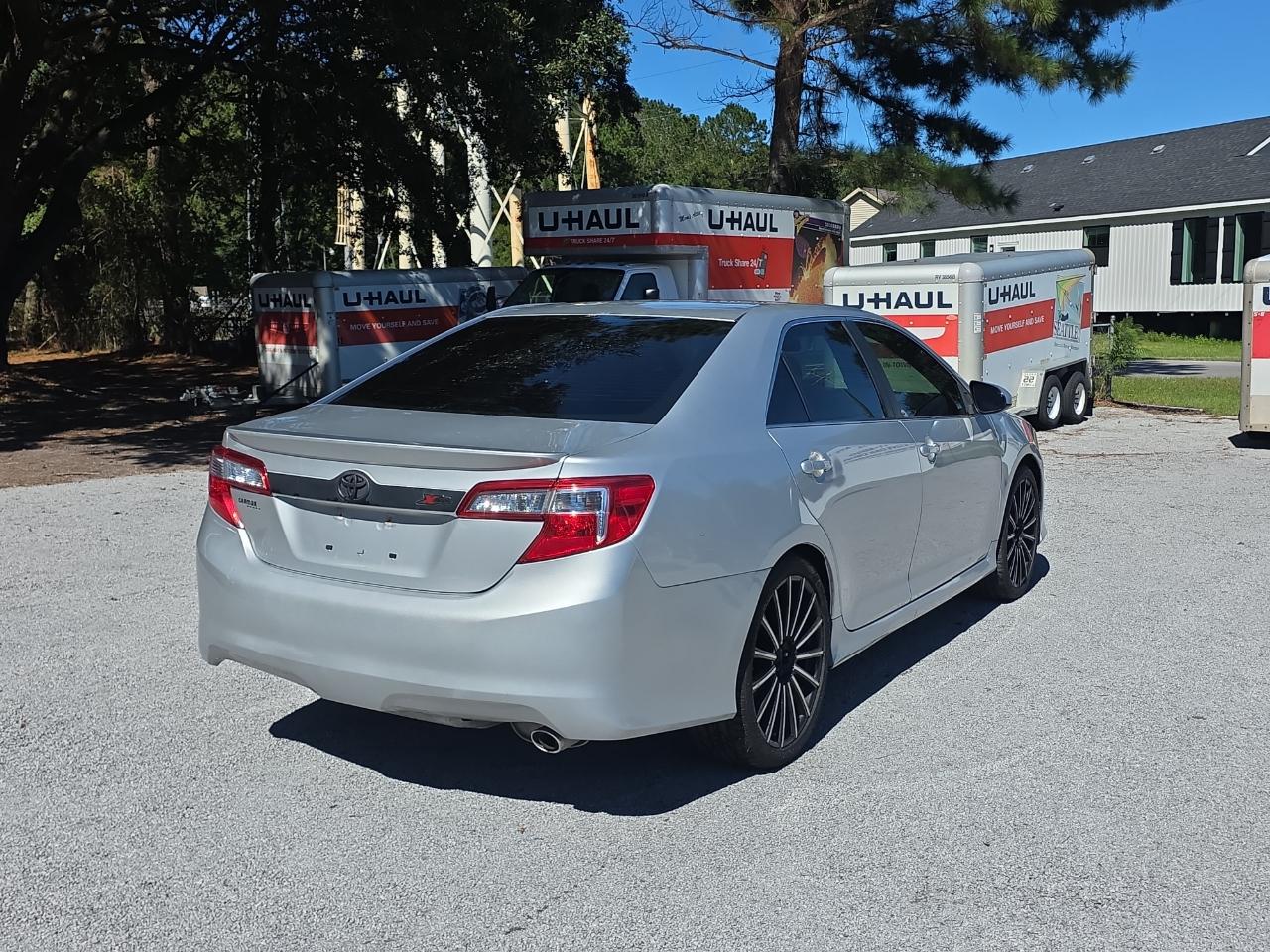 Toyota Camry SE 2014