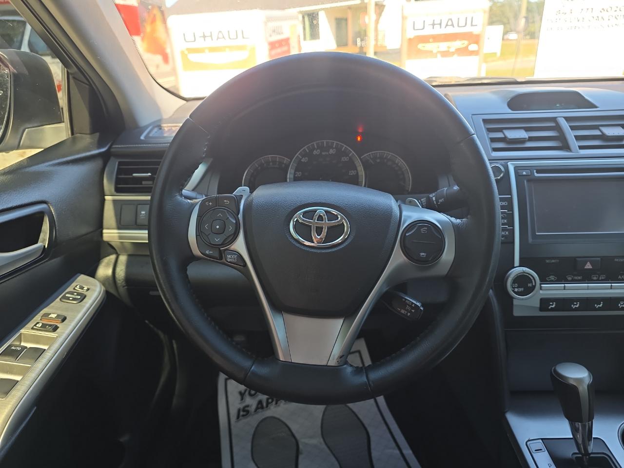Toyota Camry SE 2014