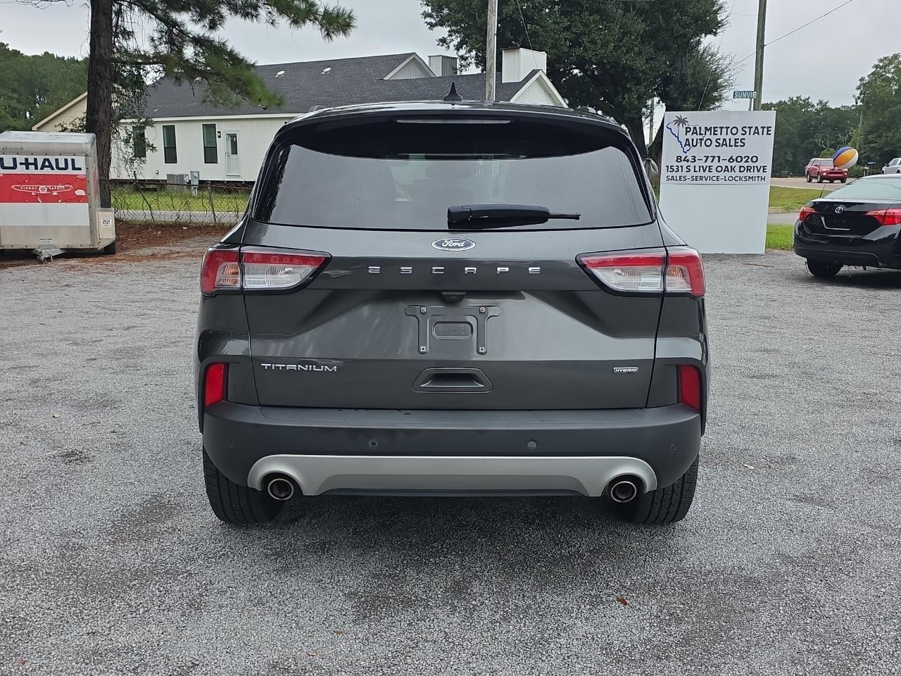 Ford Escape Hybrid Titanium 2020