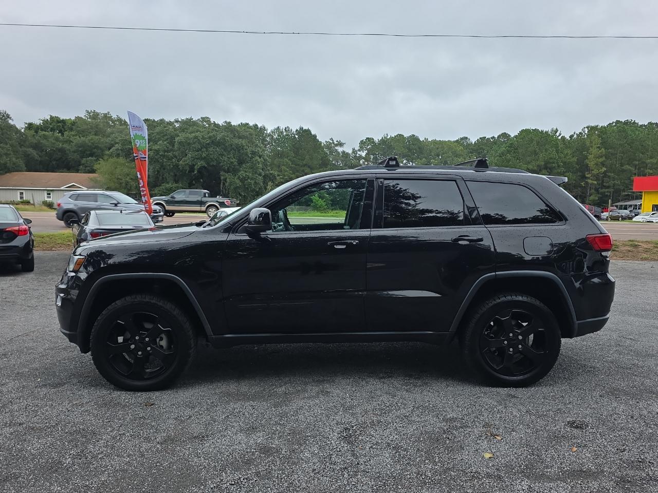 Jeep Grand Cherokee Laredo 4WD 2019