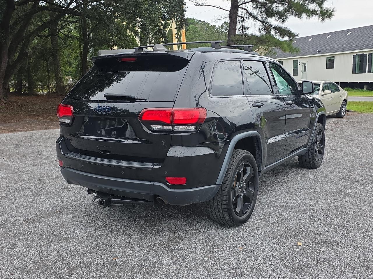 Jeep Grand Cherokee Laredo 4WD 2019