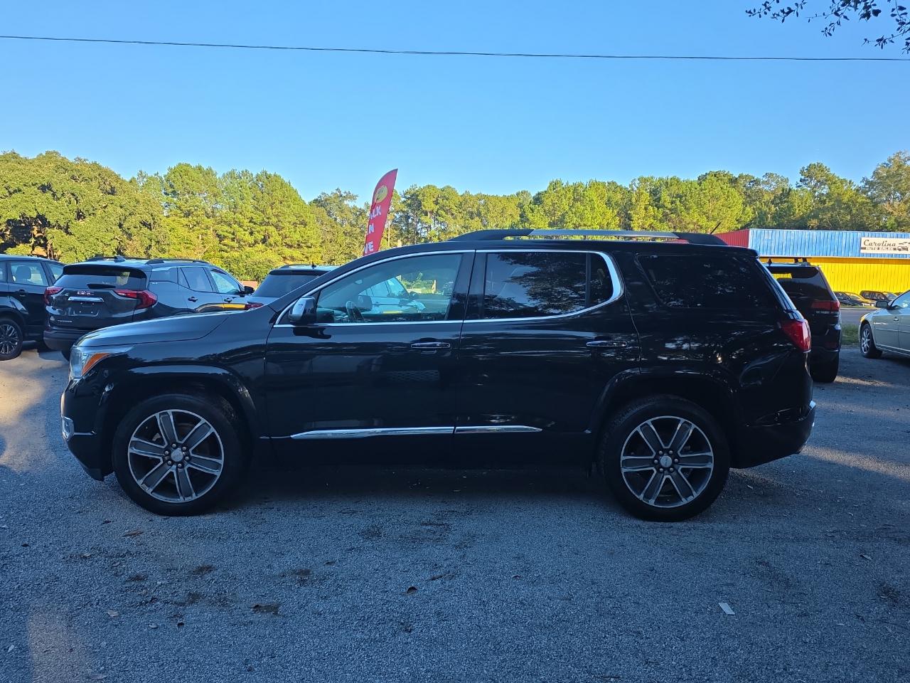 GMC Acadia Denali AWD 2017