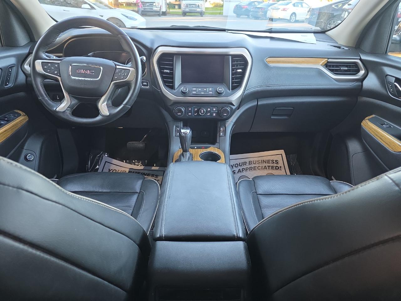 GMC Acadia Denali AWD 2017