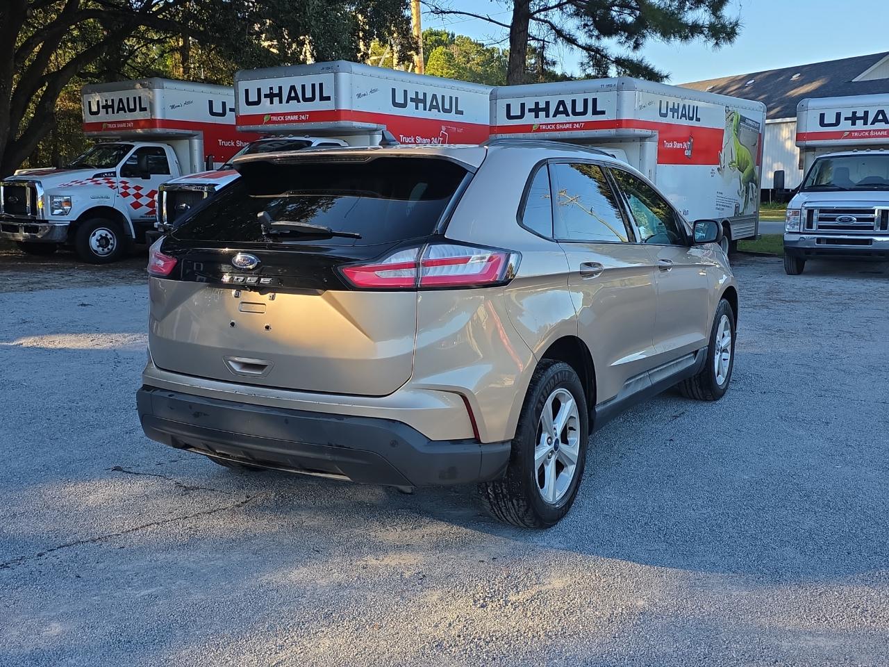 Ford Edge SE FWD 2021