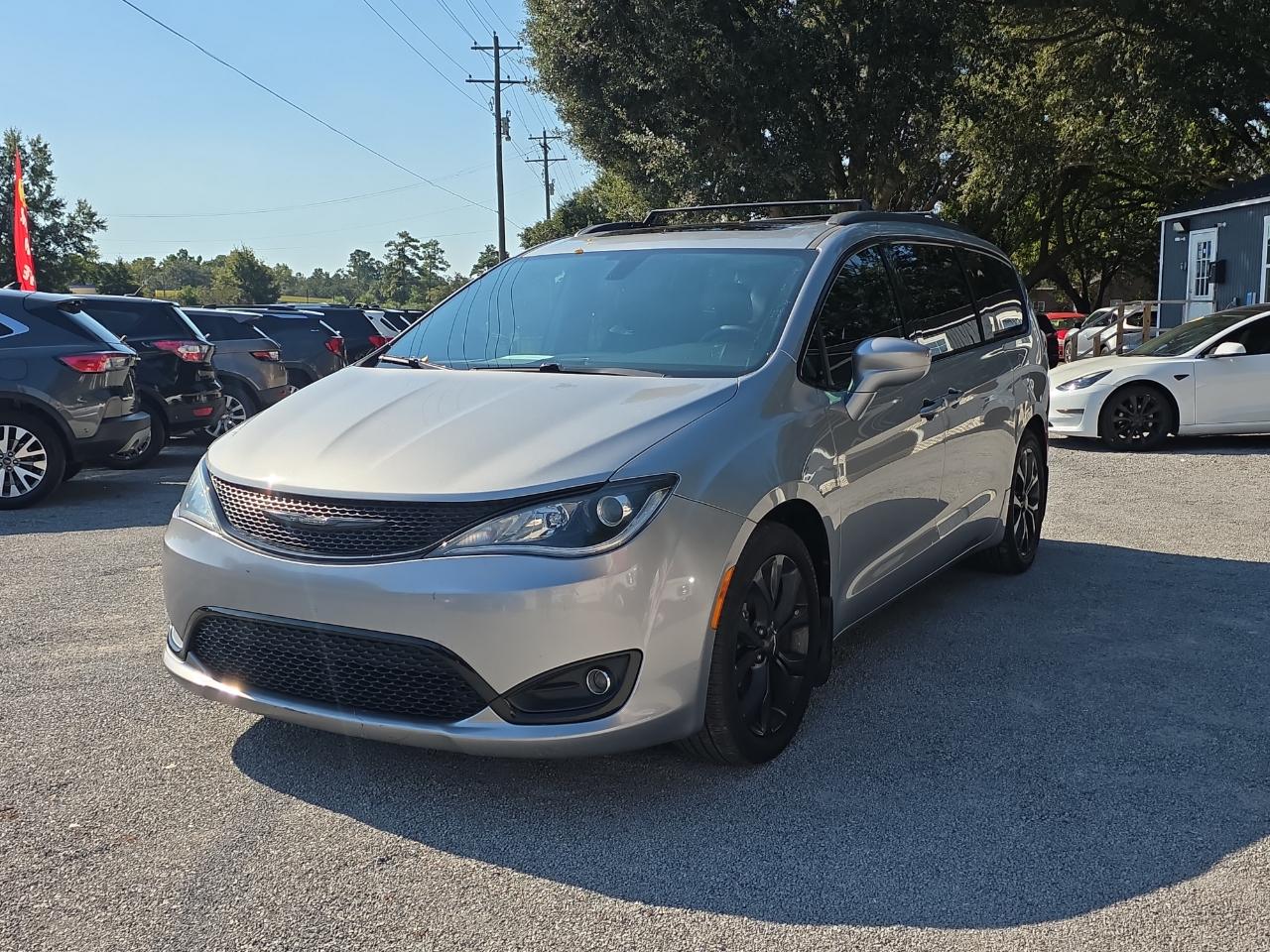 Chrysler Pacifica Touring-L Plus 2019