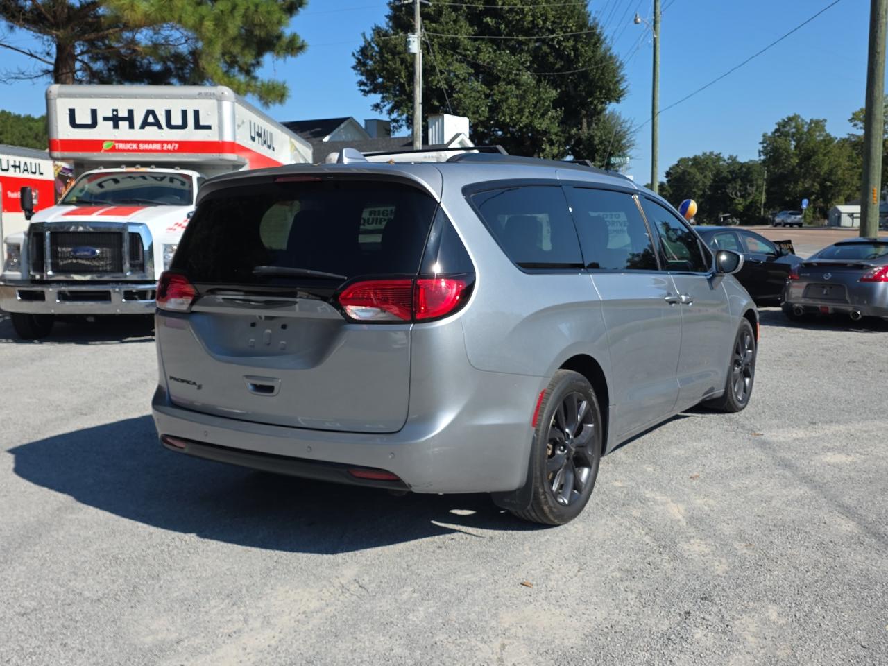 Chrysler Pacifica Touring-L Plus 2019