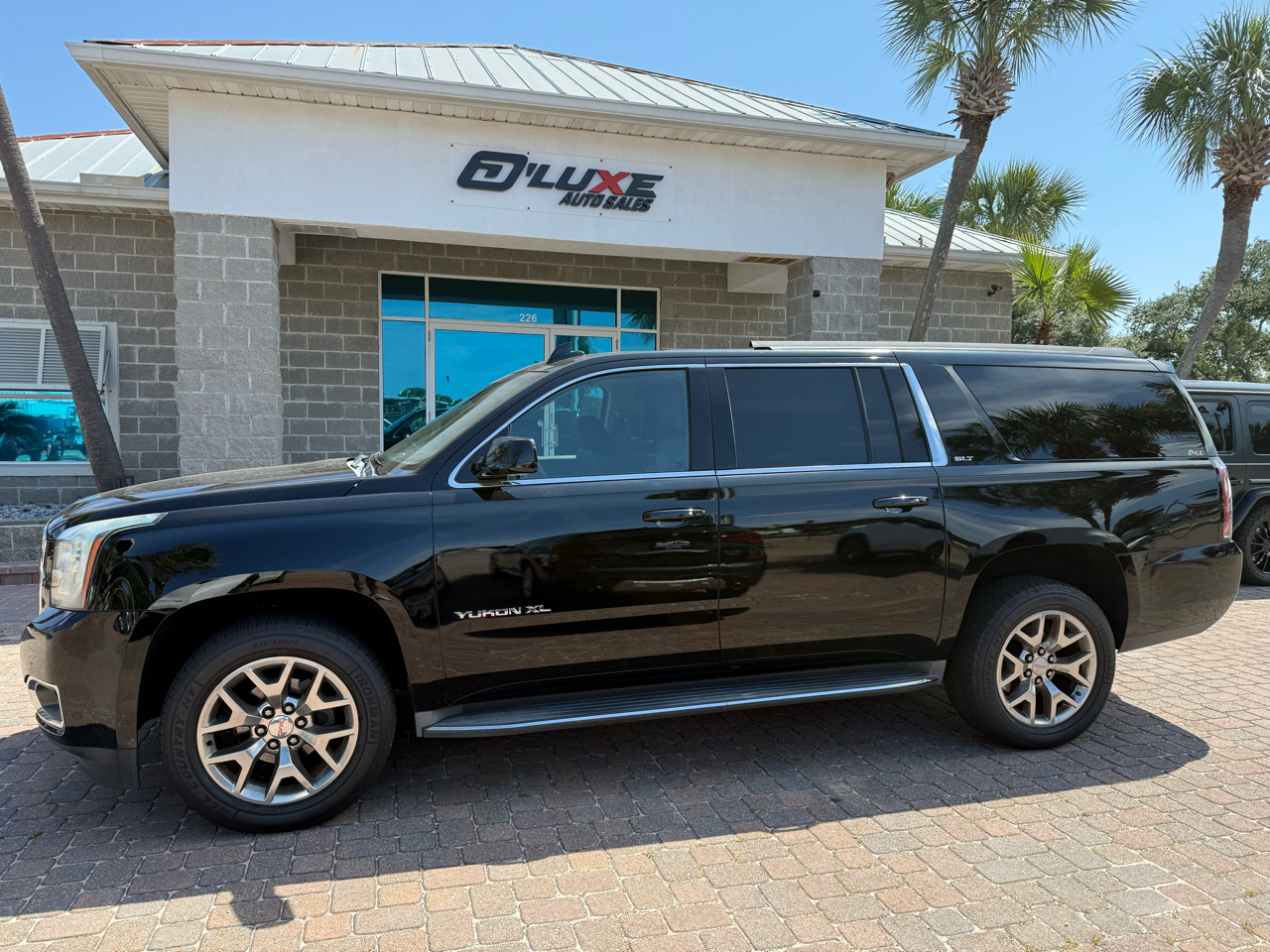 2015 GMC Yukon XL 2WD 4dr SLT