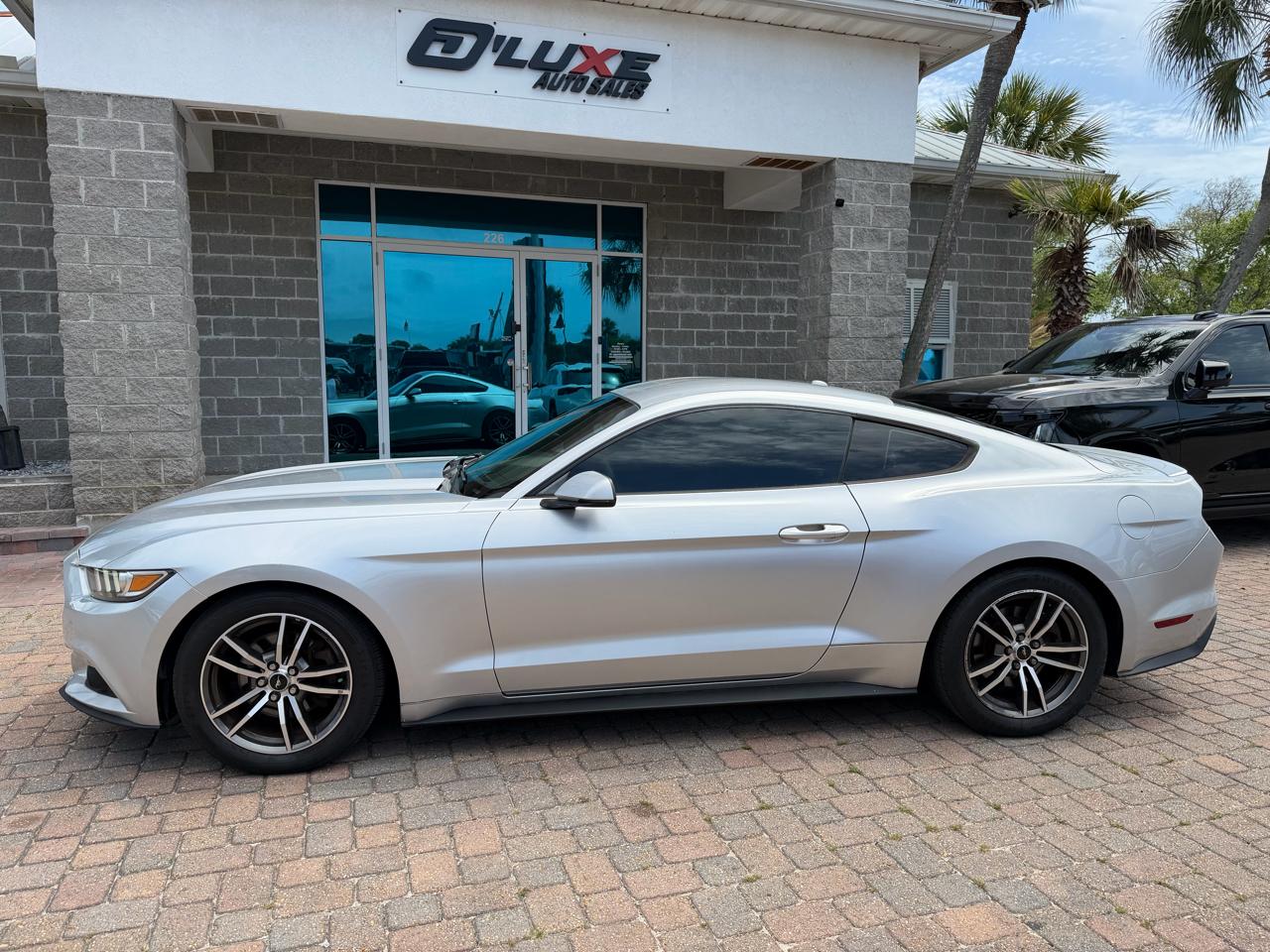 2017 Ford Mustang EcoBoost Fastback