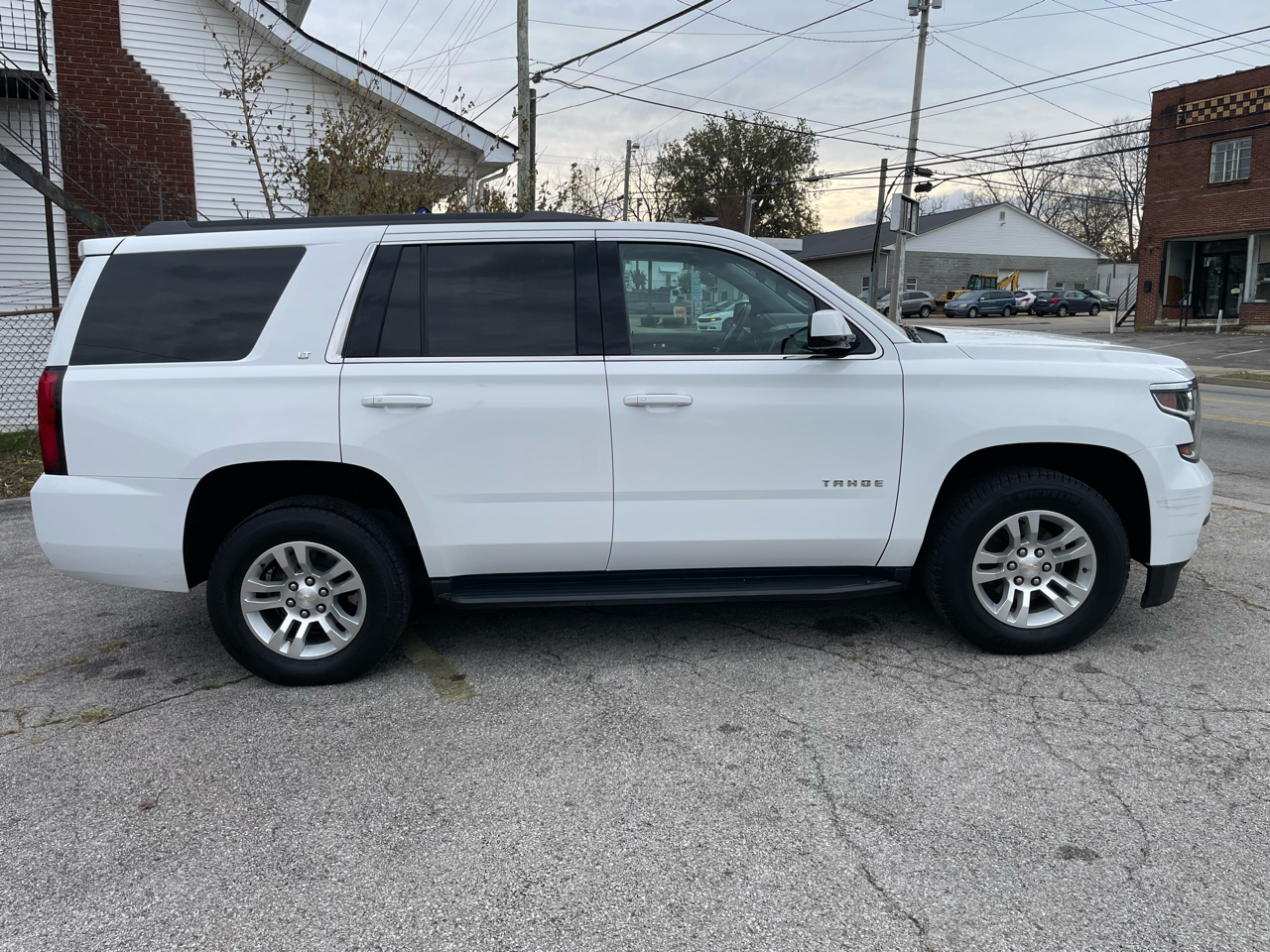 Chevrolet Tahoe 4WD 4dr LT 2020