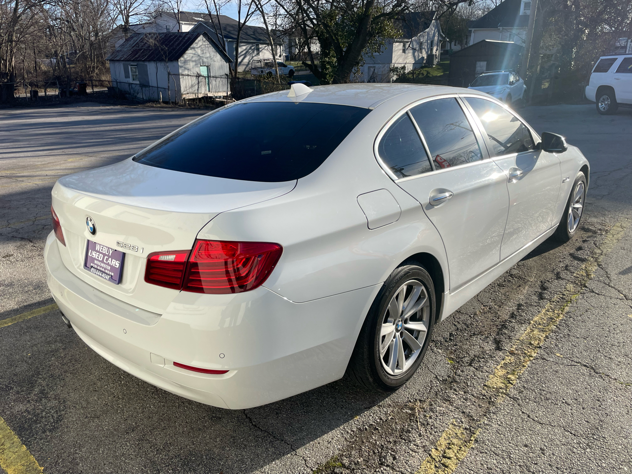 BMW 5 Series 4dr Sdn 528i RWD 2016