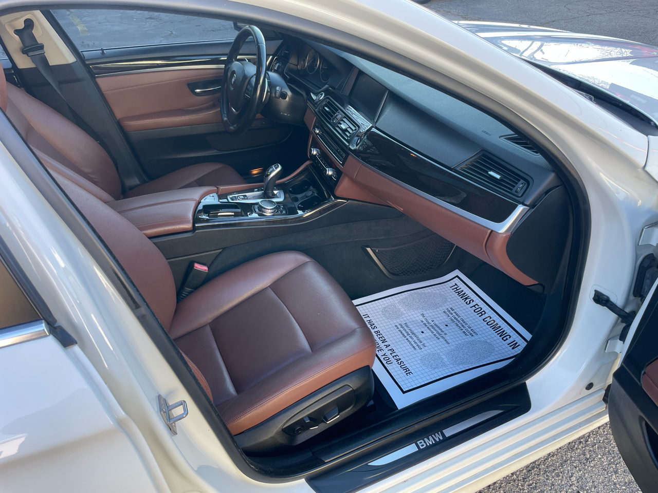 BMW 5 Series 4dr Sdn 528i RWD 2016