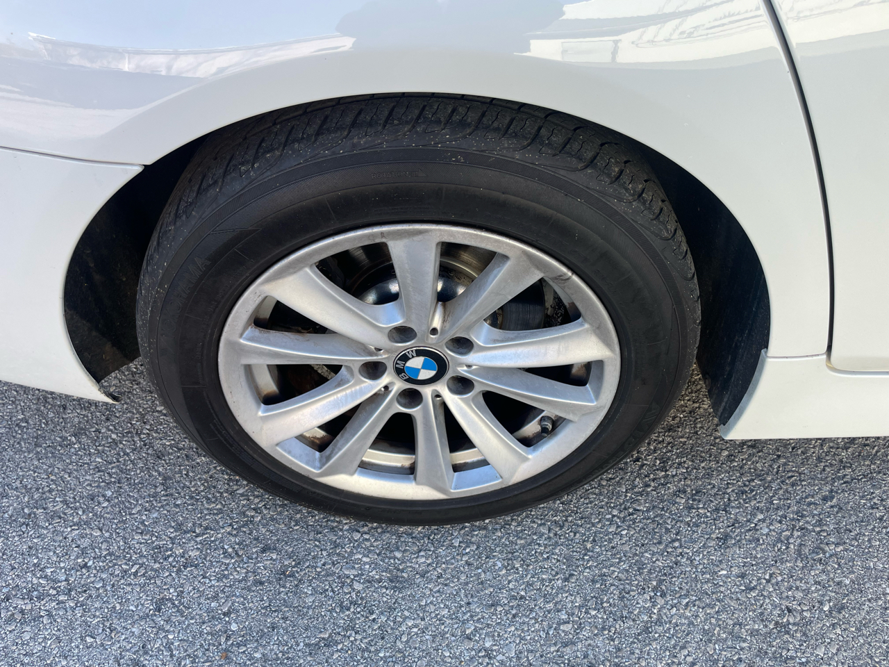 BMW 5 Series 4dr Sdn 528i RWD 2016