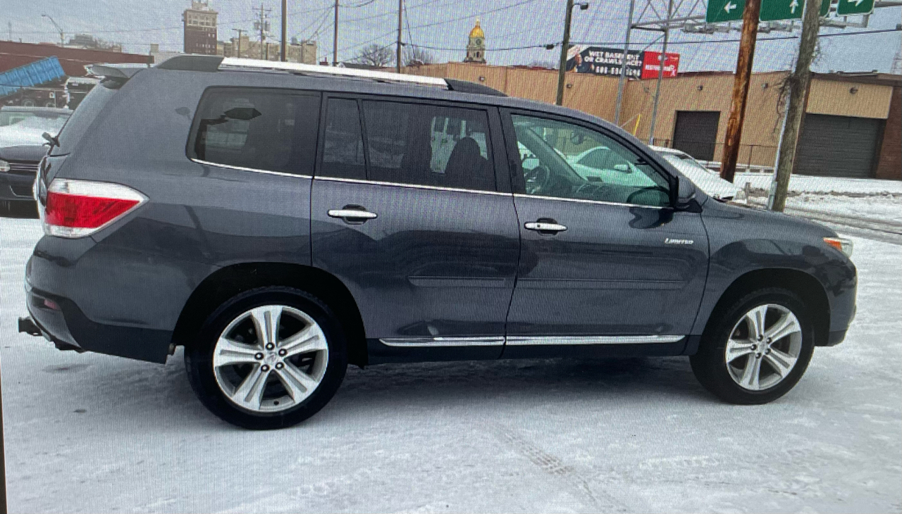 Toyota Highlander 4WD 4dr V6 Limited (Natl) 2012