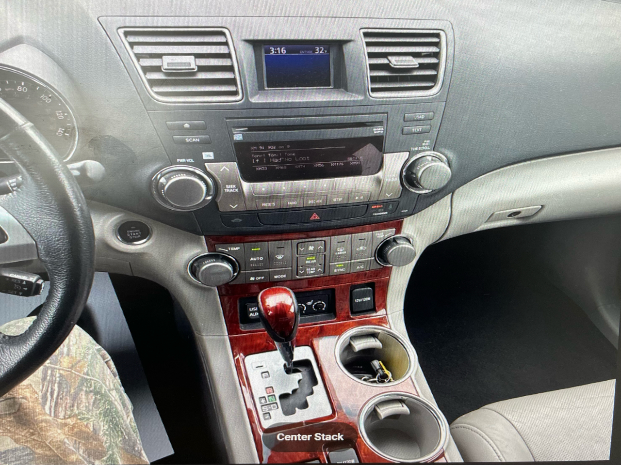 Toyota Highlander 4WD 4dr V6 Limited (Natl) 2012