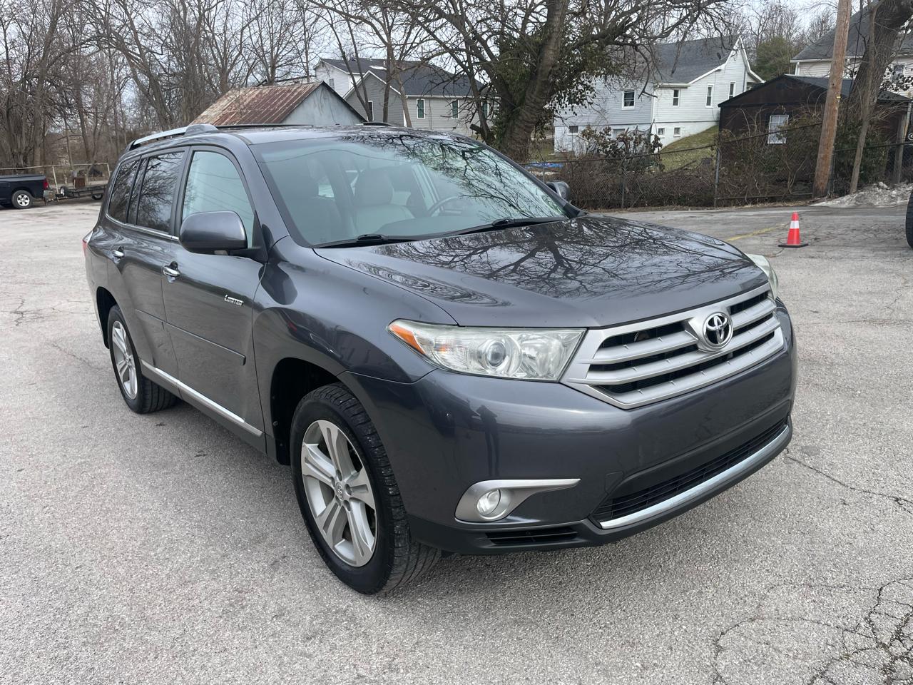 Toyota Highlander 4WD 4dr V6 Limited (Natl) 2012