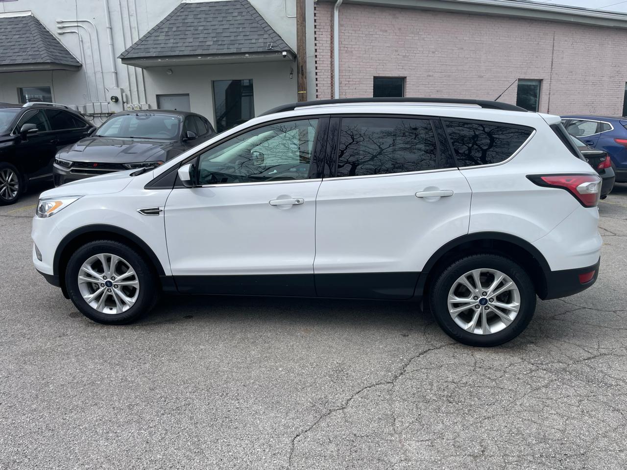 Ford Escape SE FWD 2017