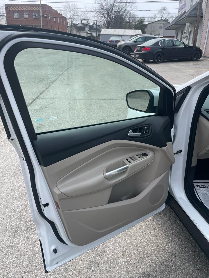 Ford Escape SE FWD 2017