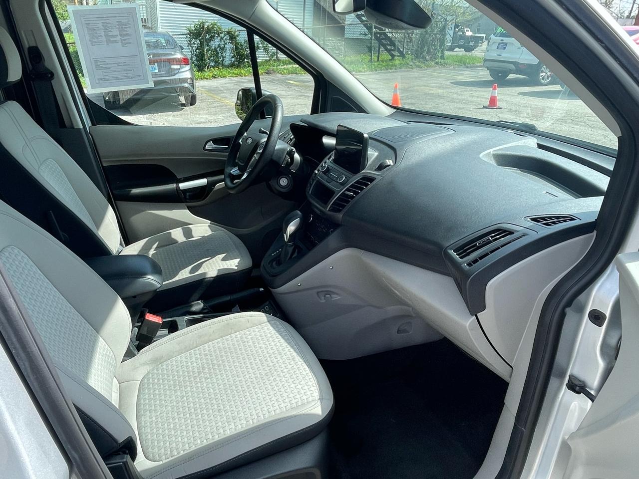 Ford Transit Connect Van XLT LWB w/Rear Symmetrical Doors 2020