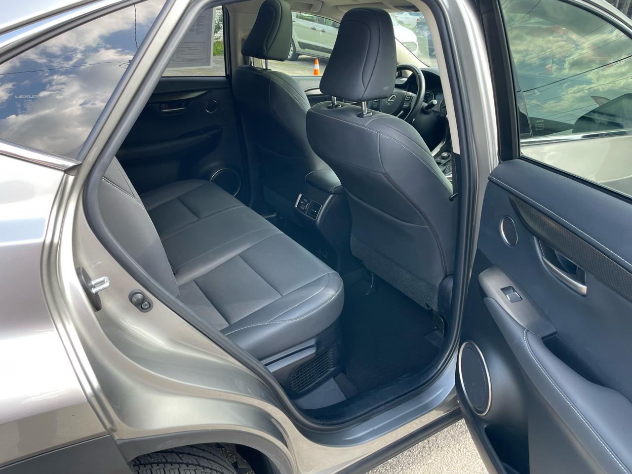 Lexus NX NX 300h AWD 2021