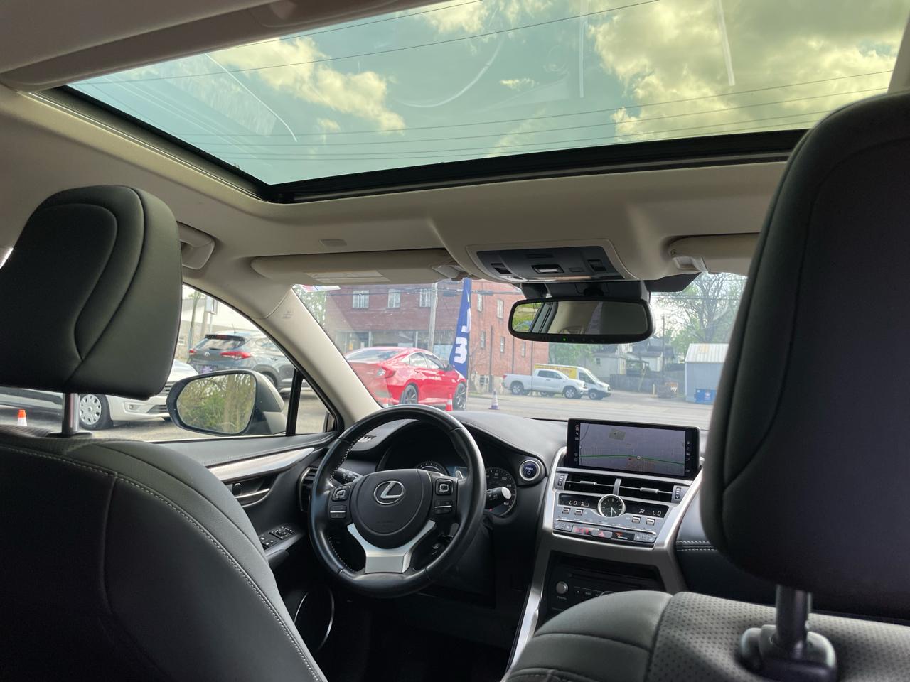 Lexus NX NX 300h AWD 2021