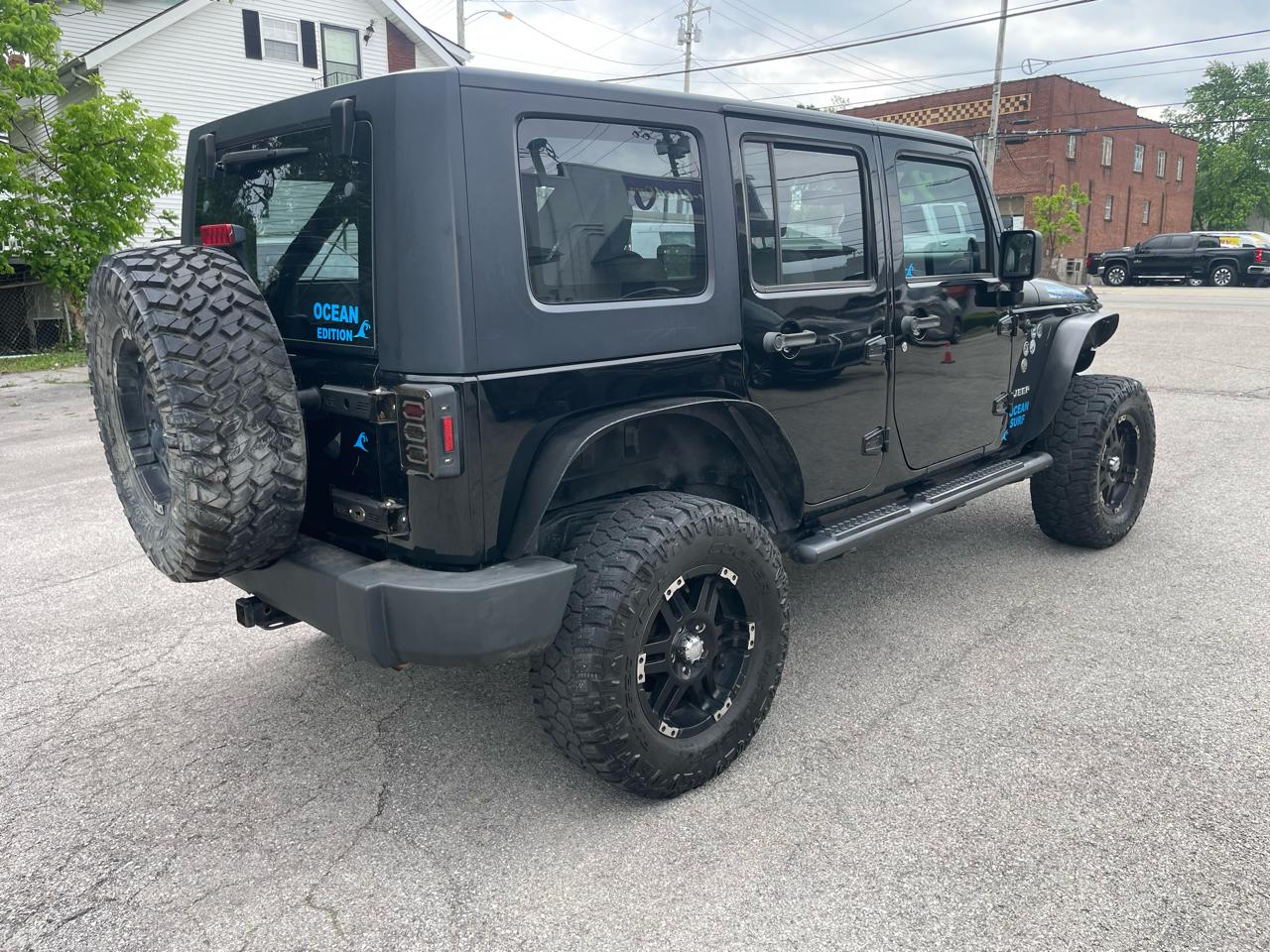 Jeep Wrangler Unlimited 4WD 4dr Sport 2010
