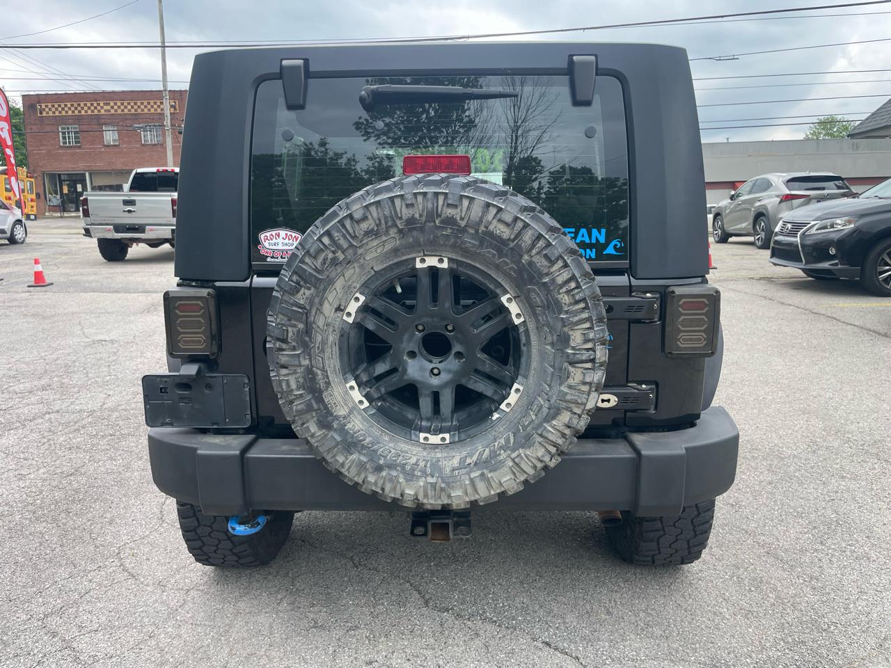 Jeep Wrangler Unlimited 4WD 4dr Sport 2010
