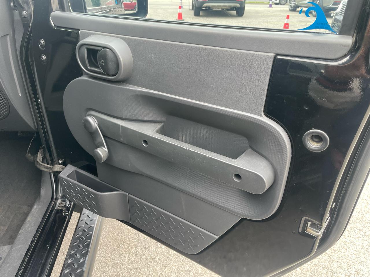Jeep Wrangler Unlimited 4WD 4dr Sport 2010