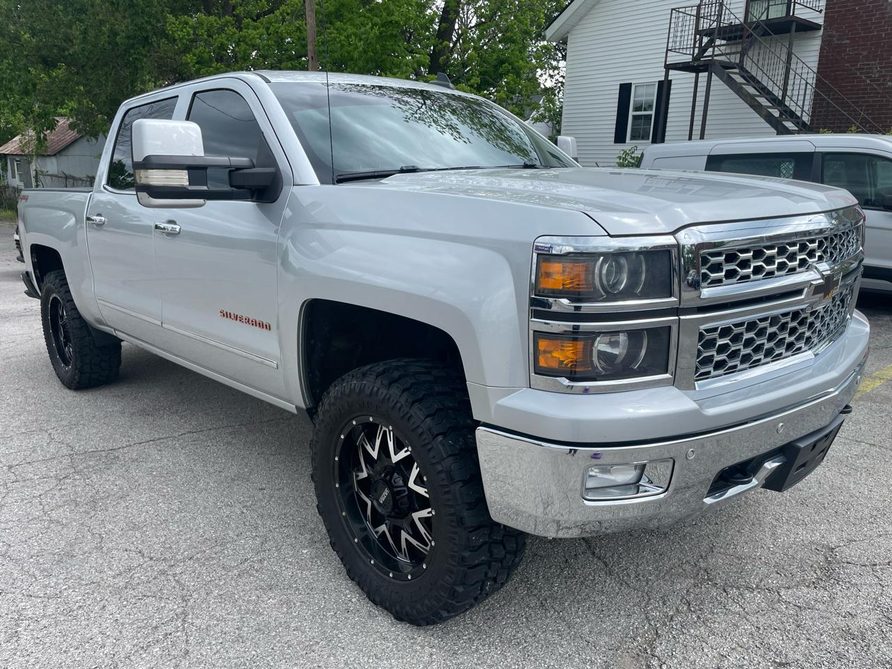 Chevrolet Silverado 1500 4WD Crew Cab 143.5" LTZ w/1LZ 2015