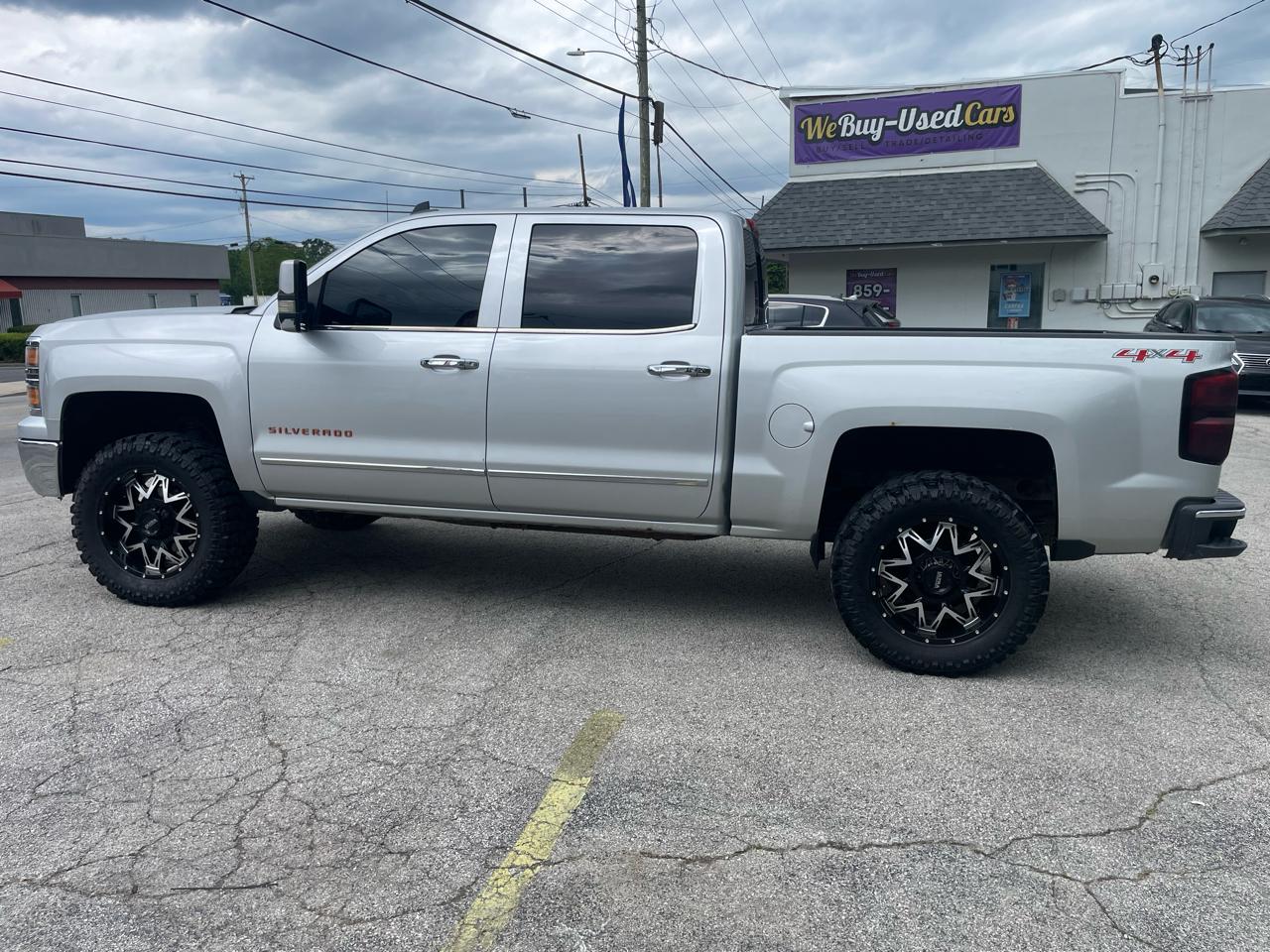 Chevrolet Silverado 1500 4WD Crew Cab 143.5" LTZ w/1LZ 2015