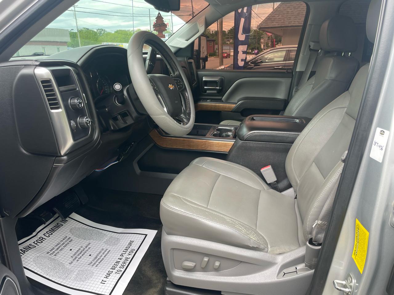 Chevrolet Silverado 1500 4WD Crew Cab 143.5" LTZ w/1LZ 2015