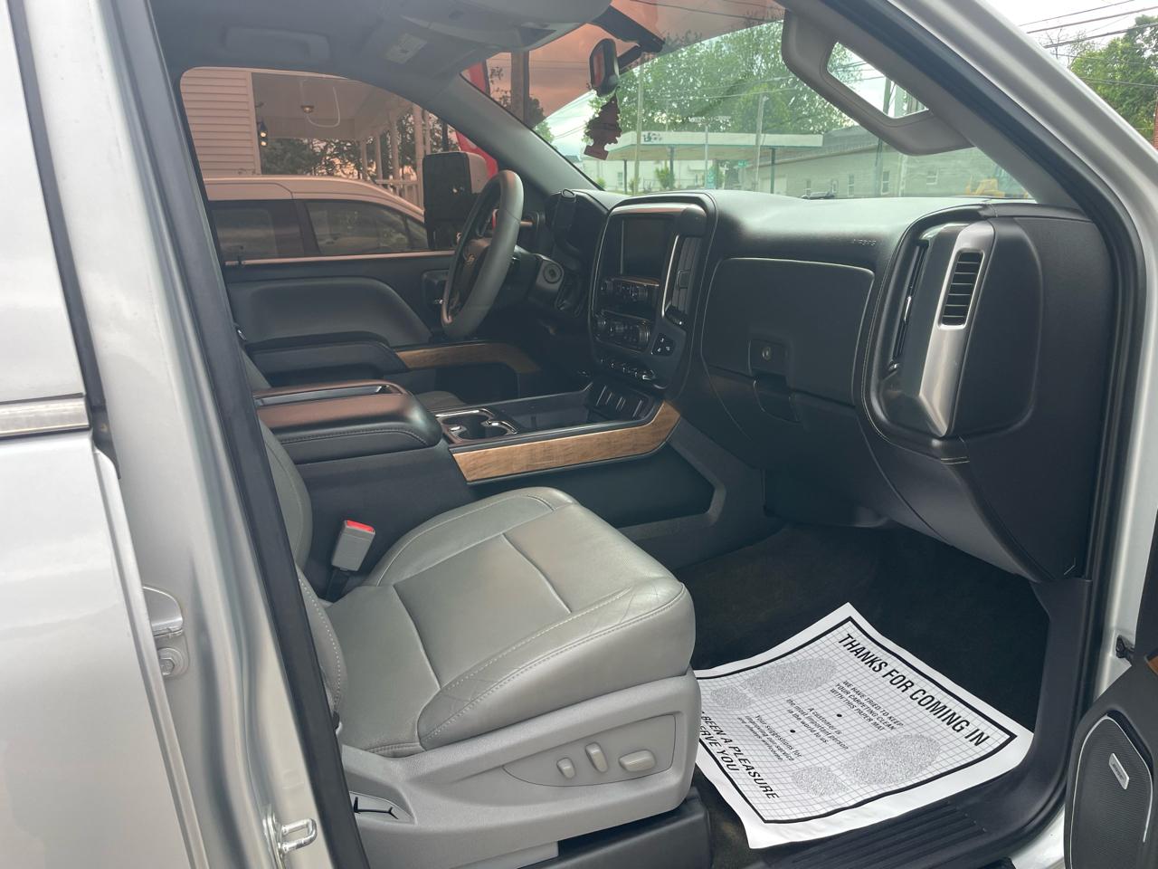 Chevrolet Silverado 1500 4WD Crew Cab 143.5" LTZ w/1LZ 2015