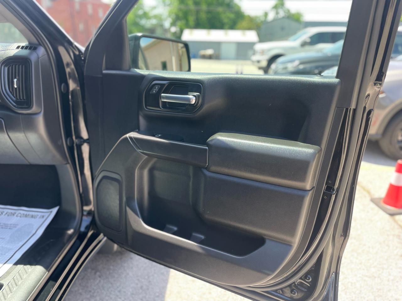 Chevrolet Silverado 1500 LTD 4WD Crew Cab 157" Custom 2022