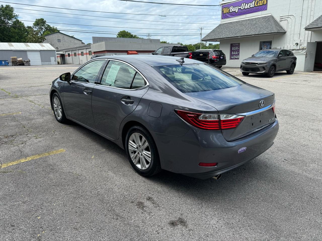 2014 Lexus ES 350 - Photo 6