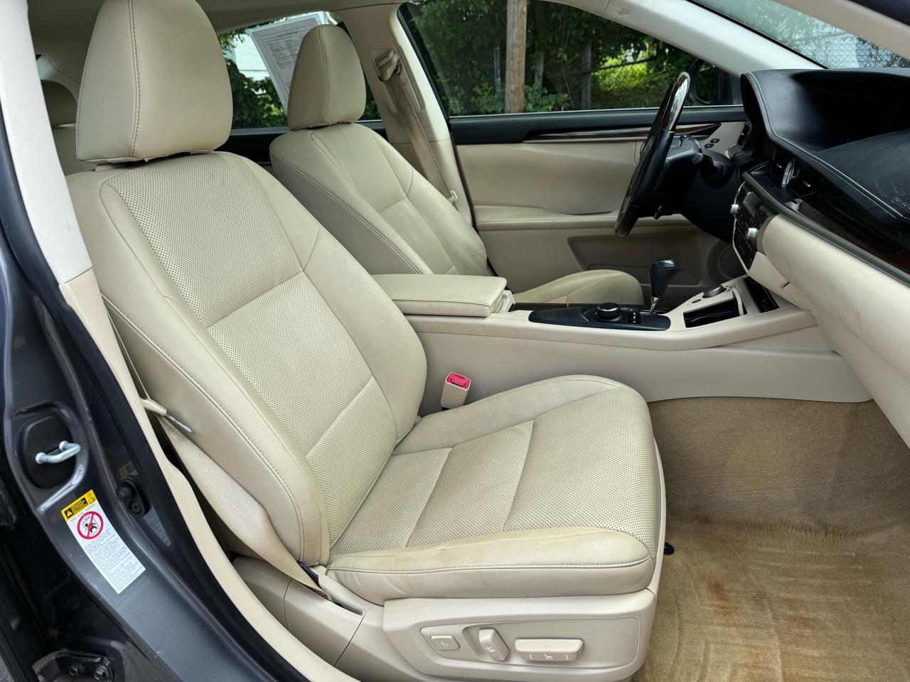 2014 Lexus ES 350 - Photo 12