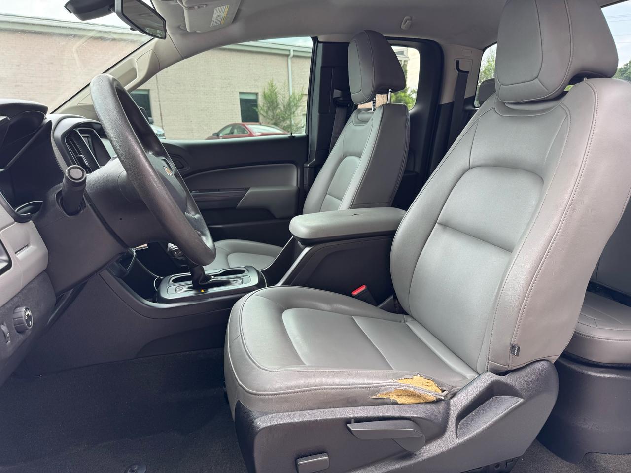Chevrolet Colorado 2WD Ext Cab 128.3" WT 2015