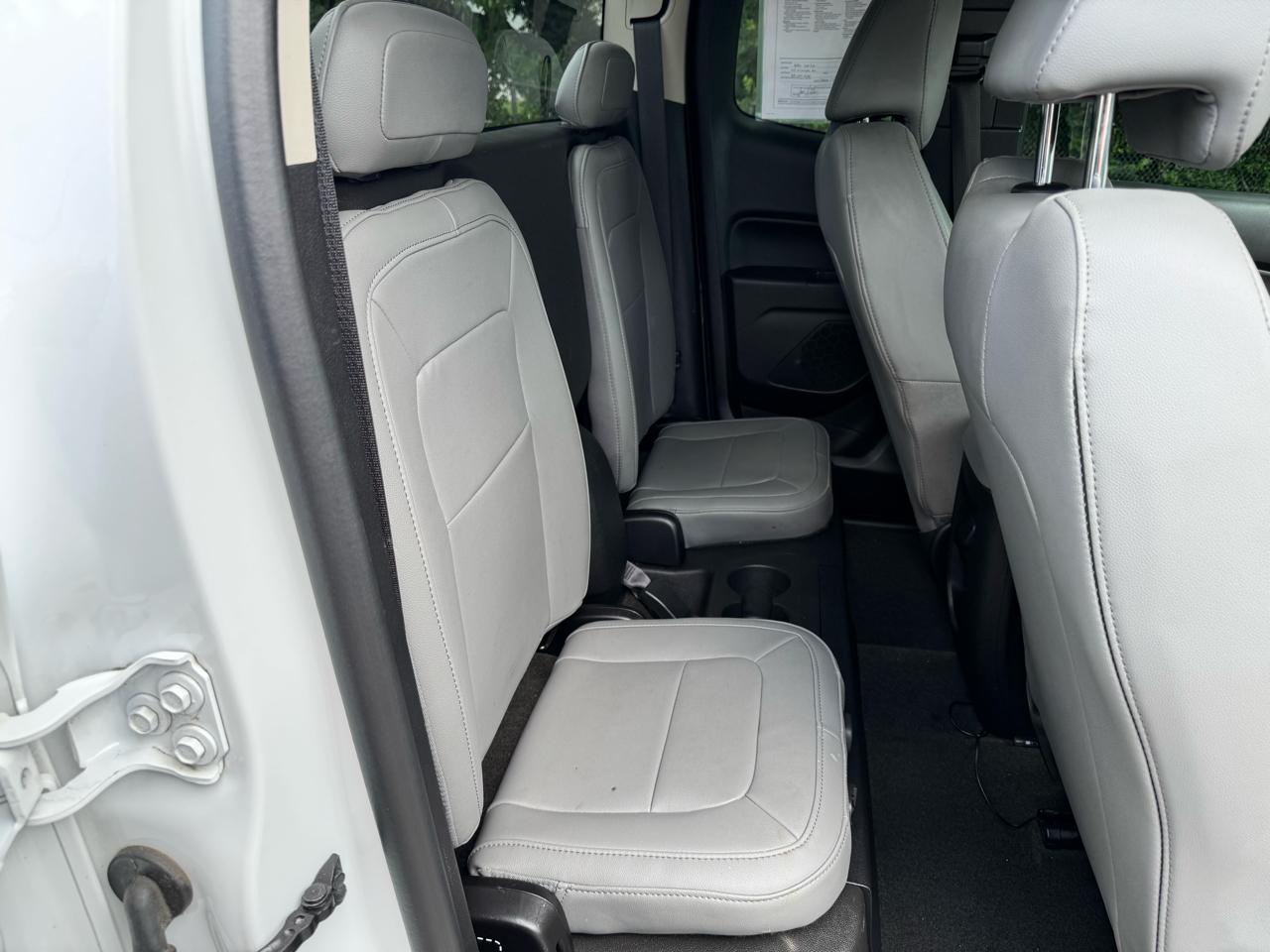 Chevrolet Colorado 2WD Ext Cab 128.3" WT 2015